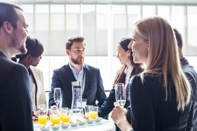 4 Useful Office Party Etiquette Tips
