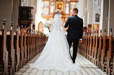 Wedding Transportation: What Every Bride Needs to Know